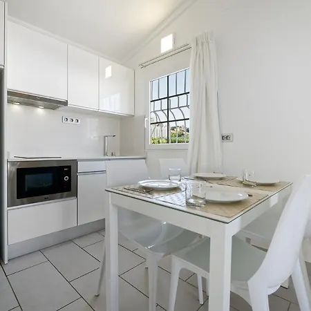 Apartamento Adonis