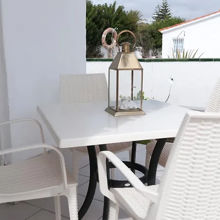 Apartamento Adonis *