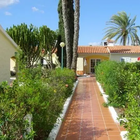 Adonis Apartamento *