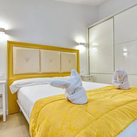 阿多尼斯别墅酒店 公寓