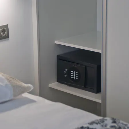 阿多尼斯别墅酒店 * 普拉亚戴尔雷安格莱斯