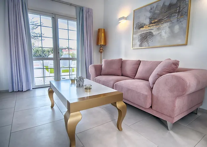 Adonis פלאייה דל אינגלז